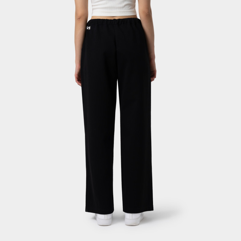 Կանացի սպորտային տաբատ YVN